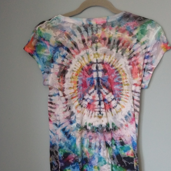 Clear See-Through Psychadelic Tie-Dye T-Shirt with Short Sleeves - Picture 4 of 4